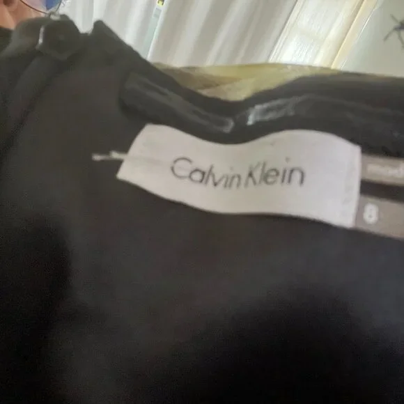 BNWT CALVIN KLEIN strapless pleated silk geometric green tones (8) - Picture 3 of 11